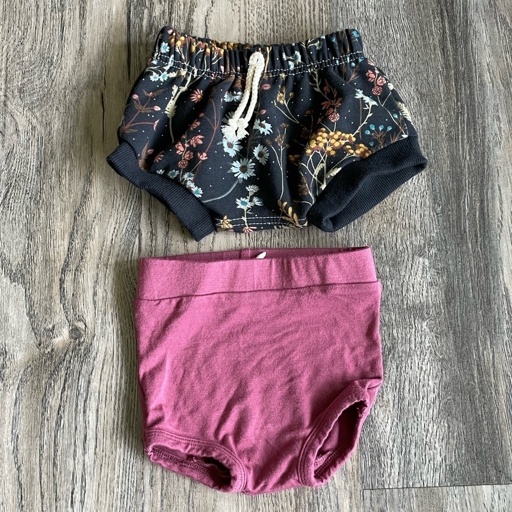 Baby Girls Bloomers Set, size 0-3, and 3-6 months